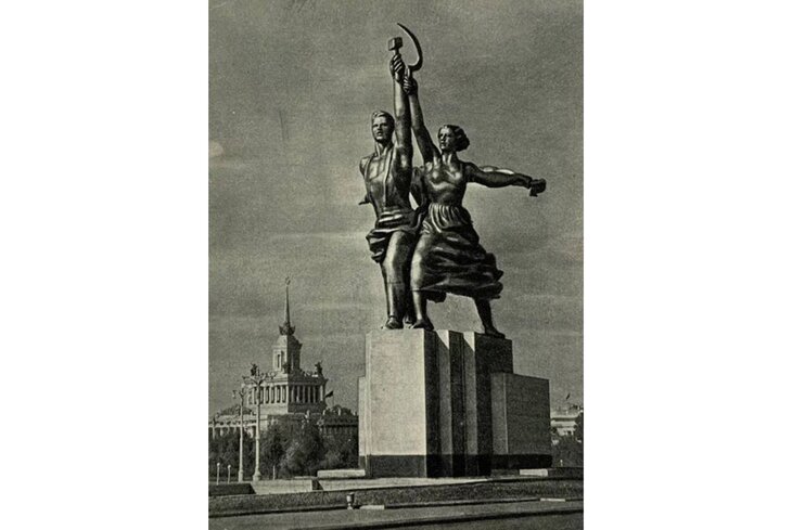 Старый Арбат, ВДНХ и Исторический музей: посмотрите архивные открытки Москвы
