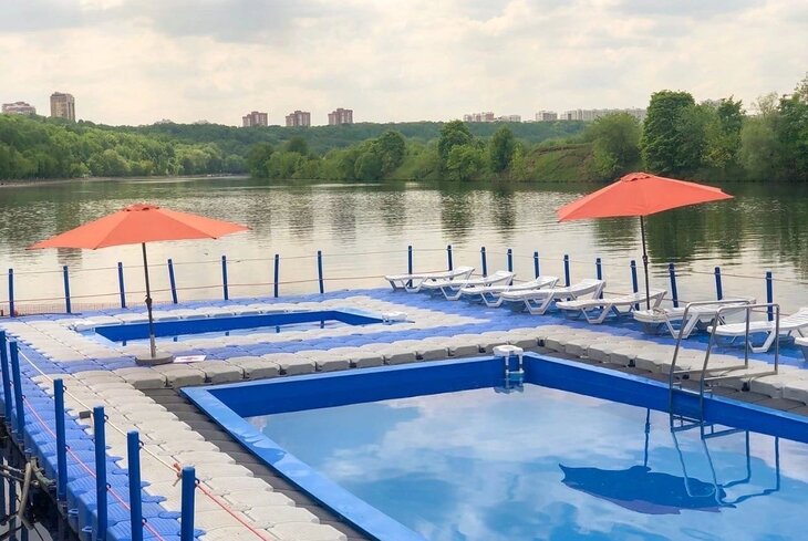Лето в городе: 10 открытых бассейнов в Москве