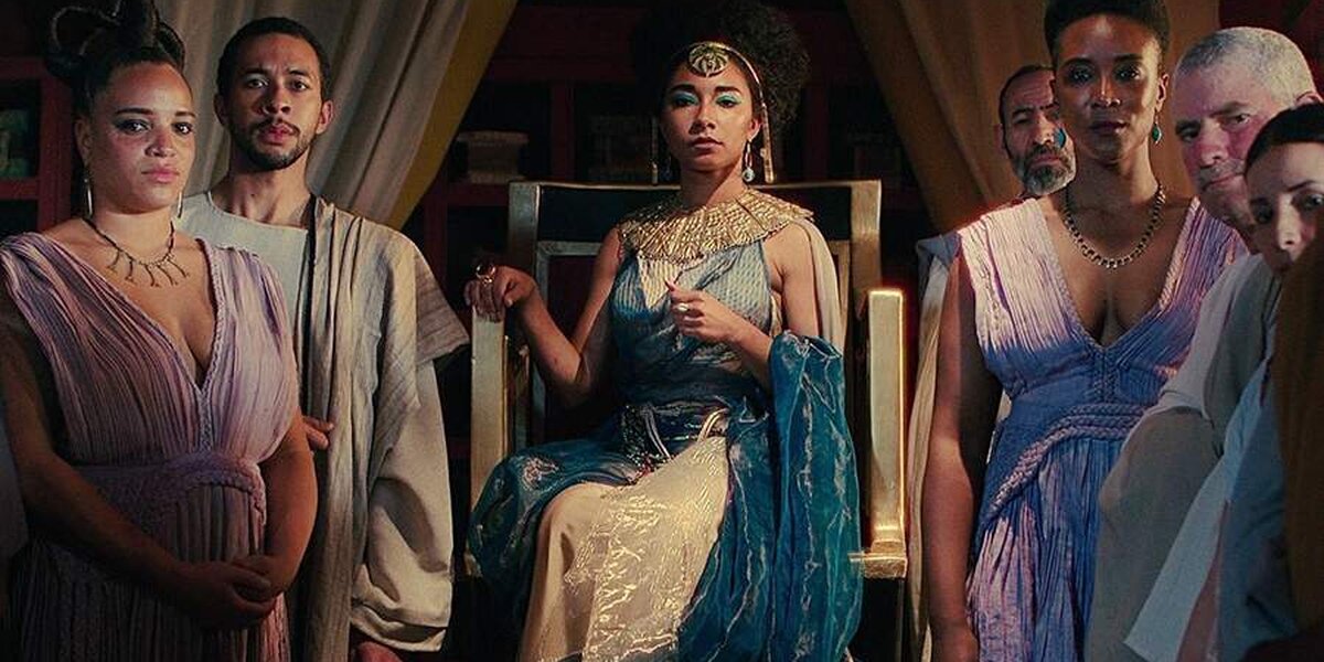 В Египте подали в суд на Netflix из‑за темнокожей актрисы в документальном фильме «Царица Клеопатра»