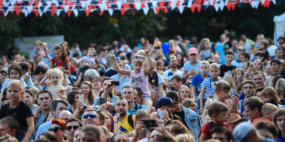 «Театральный марш» и гала-концерт солистов Мариинки: планы на День города в парках