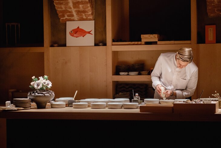 Интервью с шеф-поваром Артемием Лопатиным, чьими суши восхищается сам Джейми Оливер
