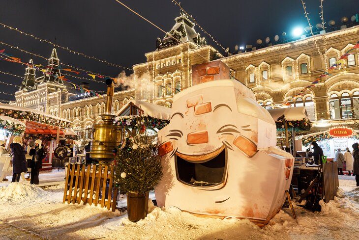 Посмотрите, как проходит «ГУМ-Ярмарка» на главной площади Москвы