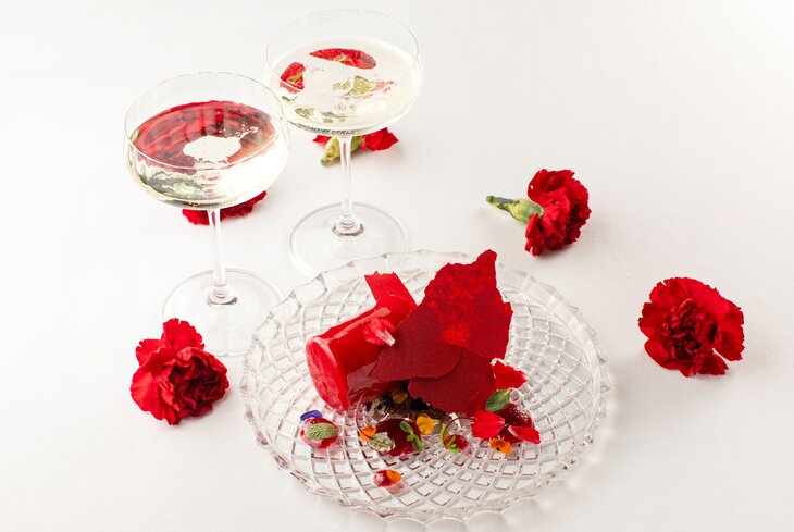 Тысяча сердец: 16 десертов из московских ресторанов на День святого Валентина