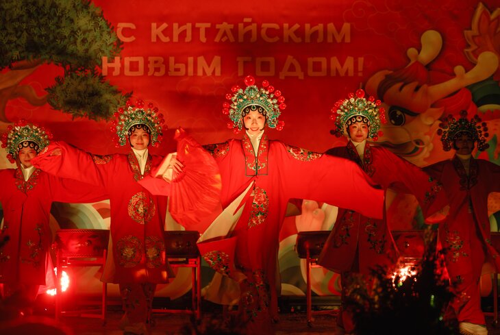 В Москве начали отмечать китайский Новый год: посмотрите, как это было красиво!