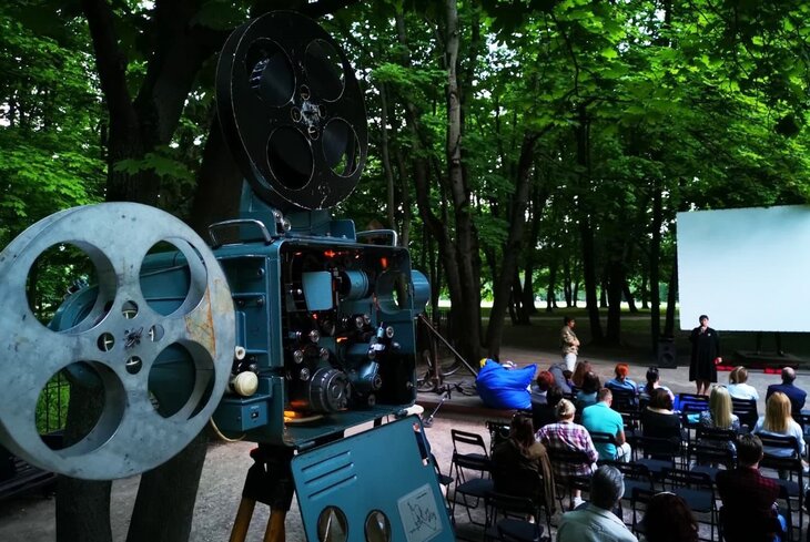 7 отличных бесплатных кинотеатров Москвы под открытым небом