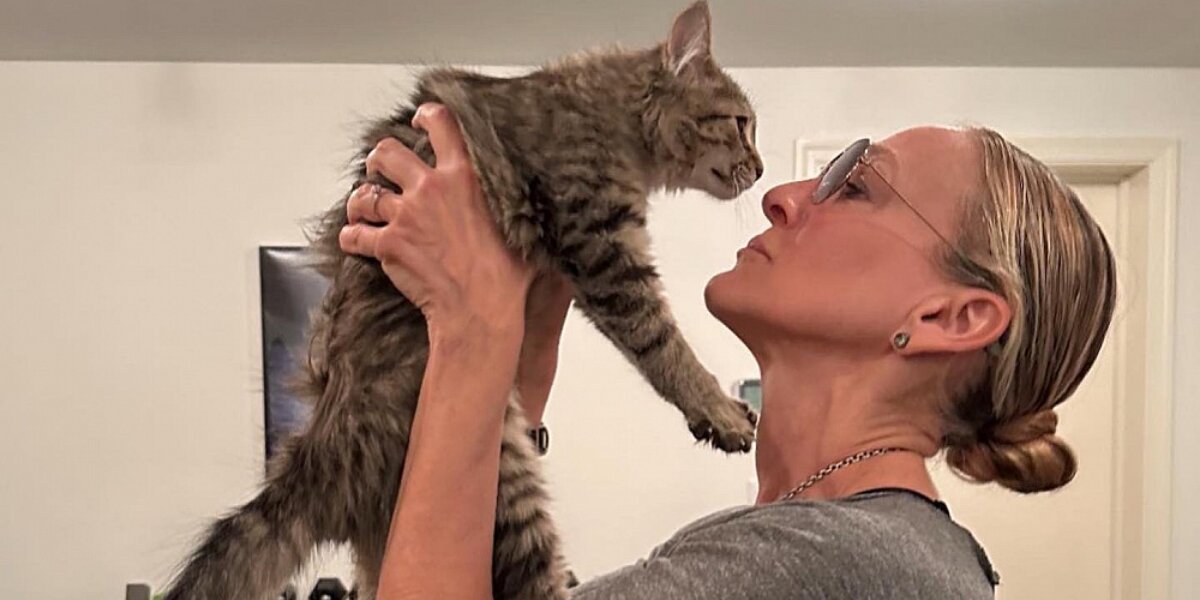 Сара Джессика Паркер забрала домой котенка со съемок «И просто так»