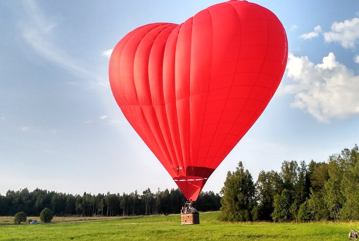 Где полетать на воздушном шаре в Москве и области: 5 локаций