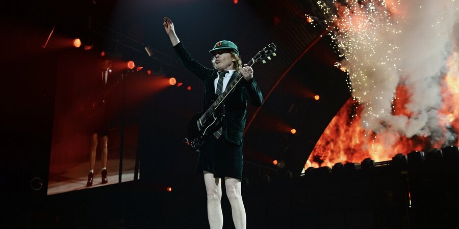 AC/DC выступили на сцене впервые за семь лет – Сити