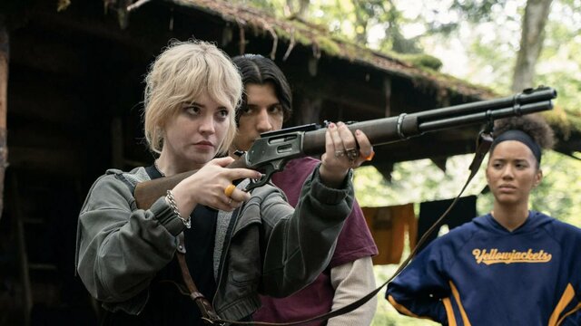 Сценаристы продолжат работу над сериалом «Шершни»