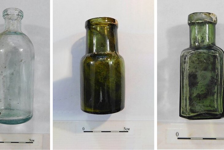 В одном из московских домов нашли старинные аптечные флаконы, чаши и молочник