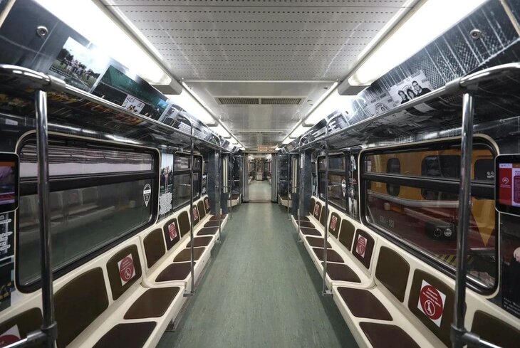 В метро пустили тематический поезд в честь 95-летия Театра имени М. Н. Ермоловой