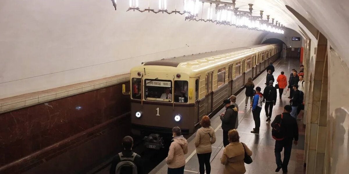 В честь Дня рождения московского метро на кольцевой пройдет парад поездов разных поколений