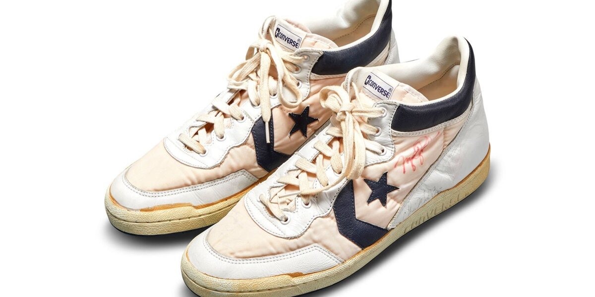 Кроссовки Майкла Джордана, в которых он играл на Олимпиаде 1984 года, продадут на аукционе