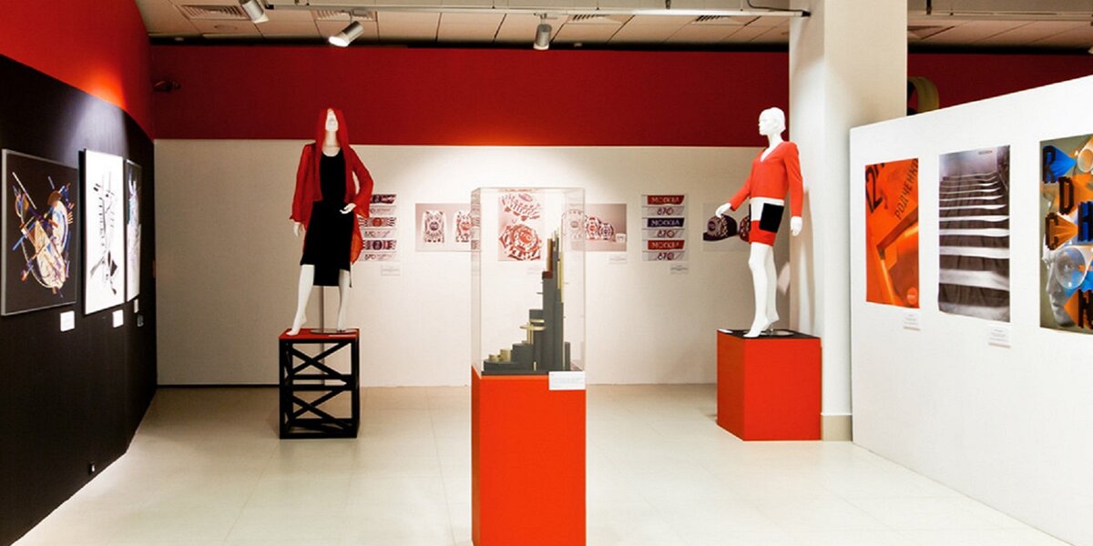 Выставка «Даешь konstrucтивизм!» открылась в доме-коммуне на Орджоникидзе