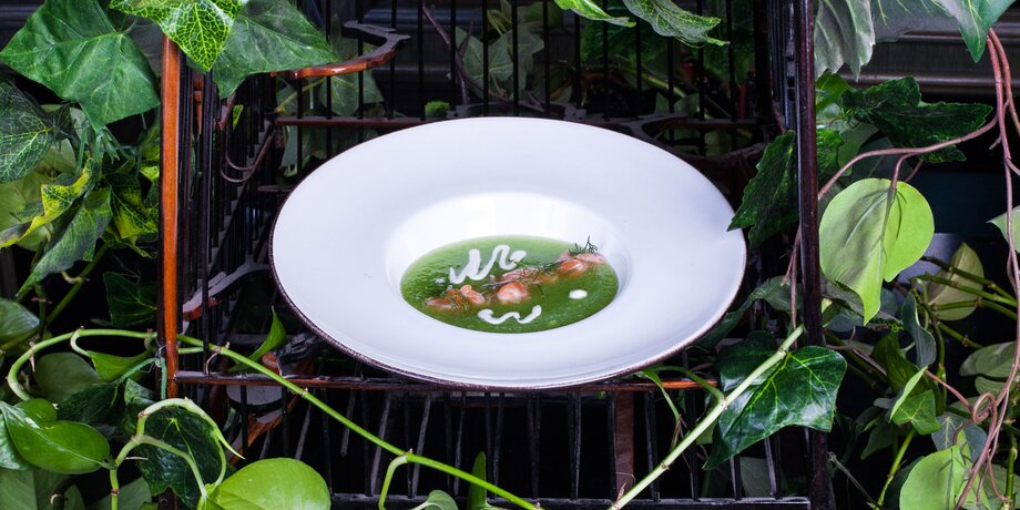 Гаспачо, том кха, ботвинья: 12 холодных супов в ресторанах Москвы