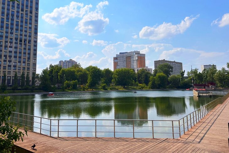Где заниматься бегом в Москве: топ-10 парков с лучшими маршрутами