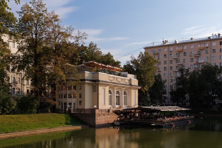 Фотографии летней Москвы в лучах солнца