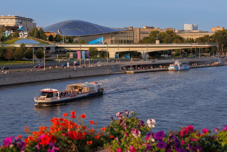 Фотографии летней Москвы в лучах солнца