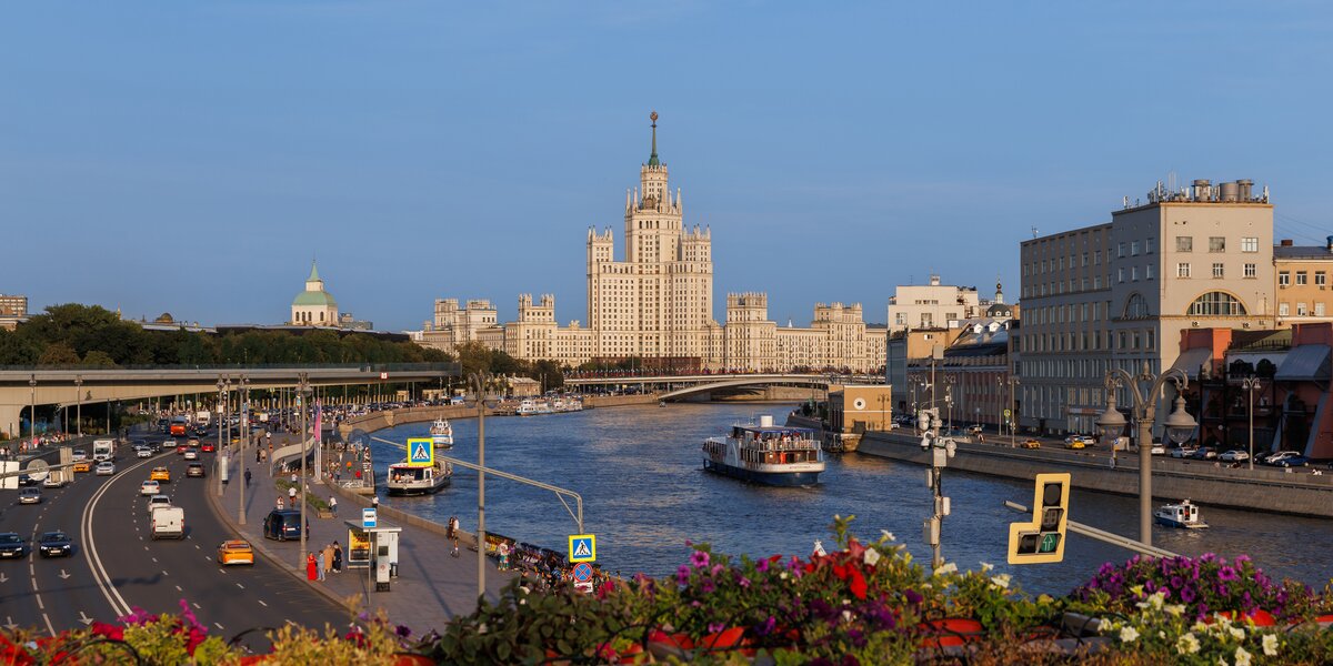 Фотографии летней Москвы в лучах солнца