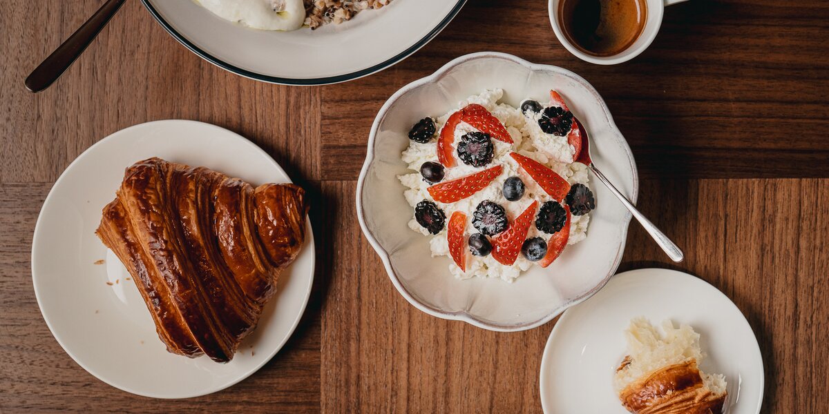Новые завтраки в Москве: рестораны, где стоит попробовать утреннее меню