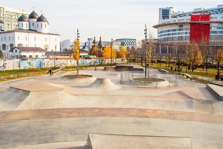 Где покататься на скейте бесплатно: топ-5 уличных скейт-площадок Москвы