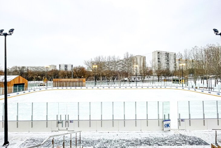 Где кататься на коньках в Москве: 30 катков — уютные, большие и исторические