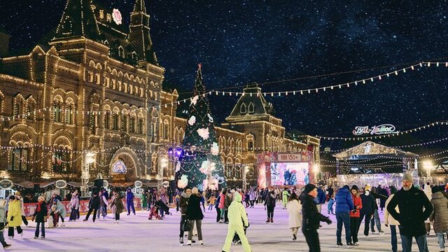 Топ-3 катков в исторических местах Москвы