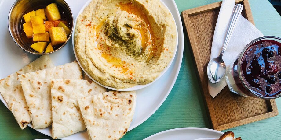 5 лучших ресторанов с израильской кухней