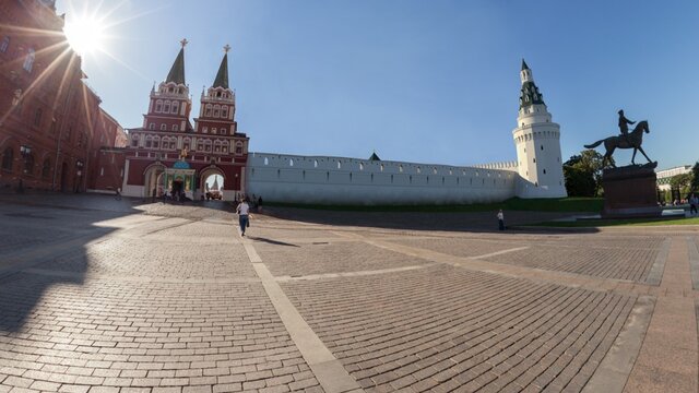Город, который мы потеряли: экскурсия по исчезнувшей Москве в VR-очках