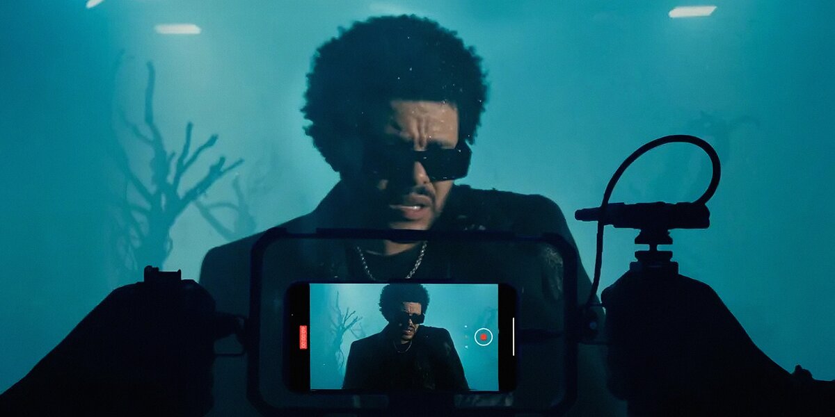 Оливия Родриго, The Weeknd и Селена Гомес: лучшие клипы, снятые на смартфоны