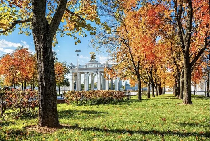 Экскурсии в парках: 7 вариантов в Москве