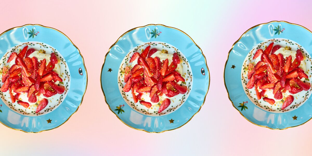 Не дубайским шоколадом единым: 13 десертов с фисташками из ресторанов Москвы