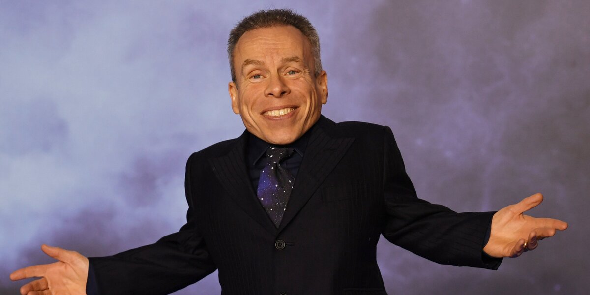 Сериал «Гарри Поттер»: Уорвик Дэвис вернется к роли профессора Флитвика