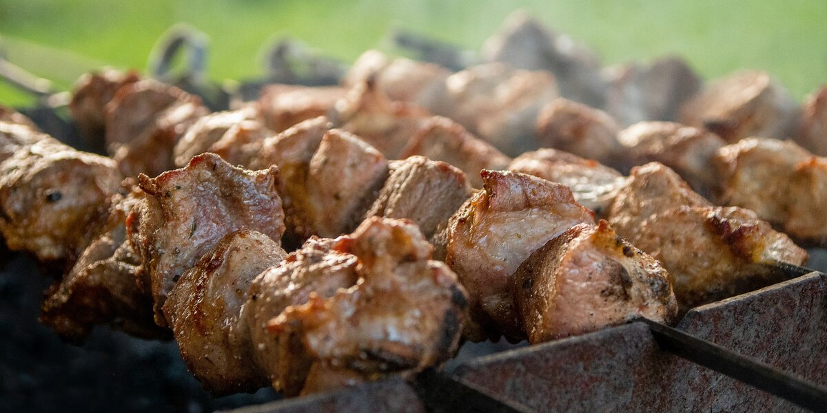 Лучшие шашлычные зоны в Москве: где пожарить шашлыки в 2025 году