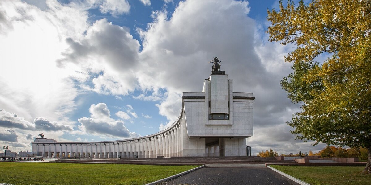 День отца — 2025: в Музее Победы откроется выставка 17 октября