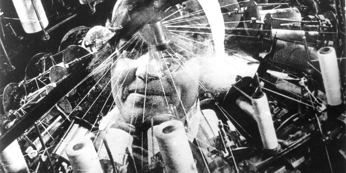 Выставка к 130-летию Дзиги Вертова откроется в центре «Зотов»