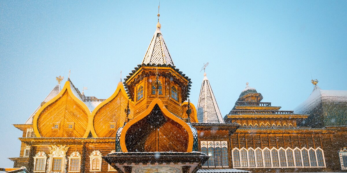 Как был устроен быт царя в Коломенском. Подробнее об экспозиции музея-заповедника — в эфире «Сити»