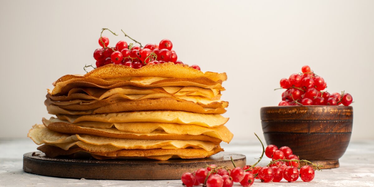 Рецепт блинов на молоке, кефире и кипятке: 10 самых простых вариантов