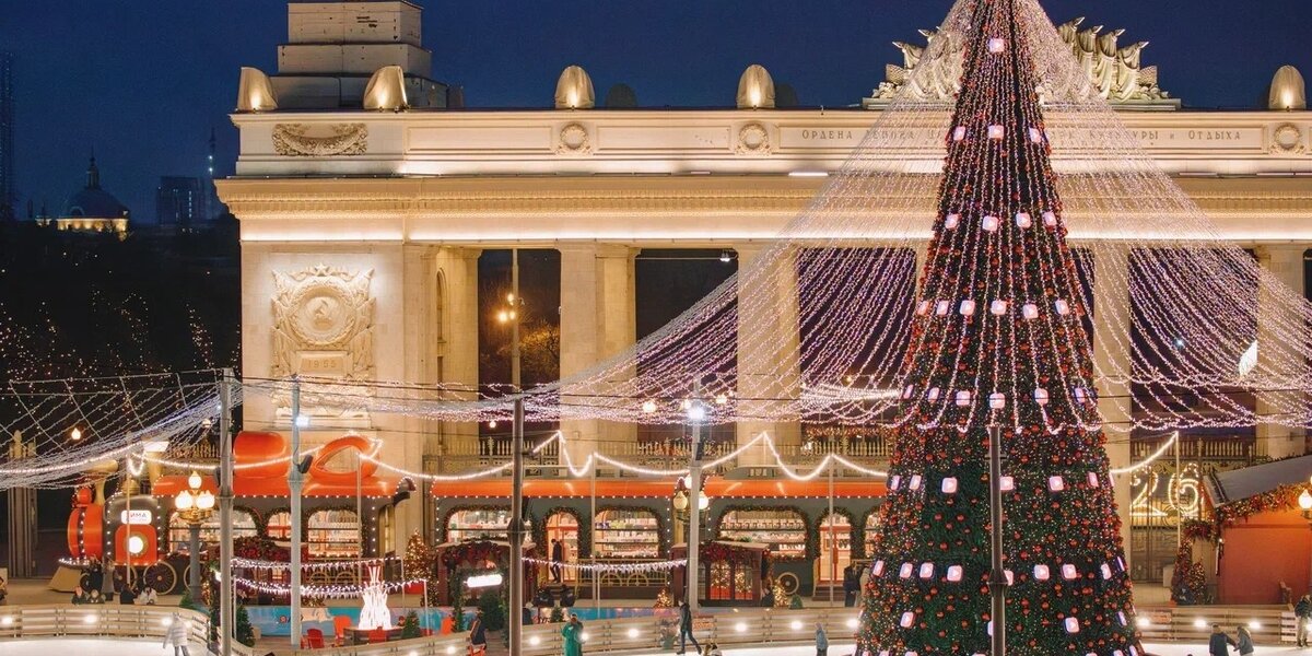 Бесплатные катки в Москве: 10 площадок в центре и спальных районах