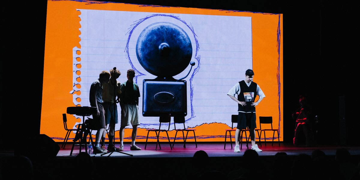 Новые спектакли: Мастерская Брусникина и Театр «Практика» представляют премьеру «Гриша не свидетель»