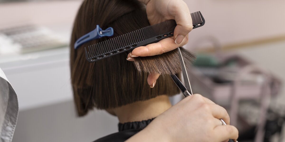 Календарь стрижек на апрель 2026: благоприятные дни для новой прически этой весной