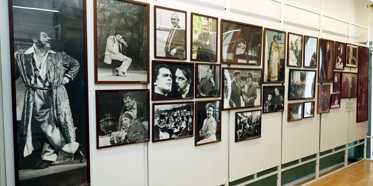 Новая выставка «Фотопленка длиною в жизнь» открылась в Музее МХАТ