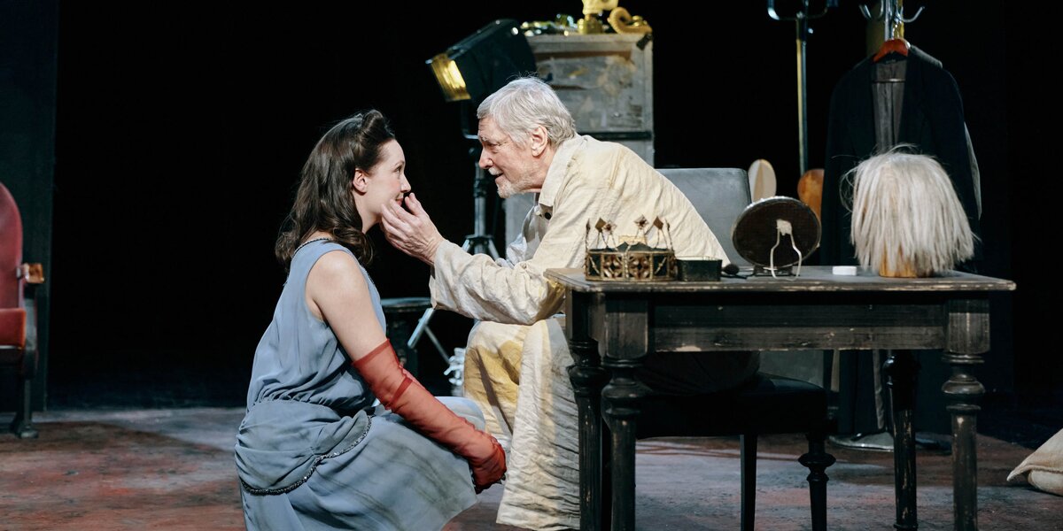 Спектакль «Лир во время чумы». По какой пьесе поставили премьеру — в эфире «Сити»