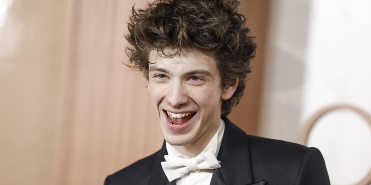 Марк Эйдельштейн и Эстер Макгрегор сыграли в фильме Becoming Capa