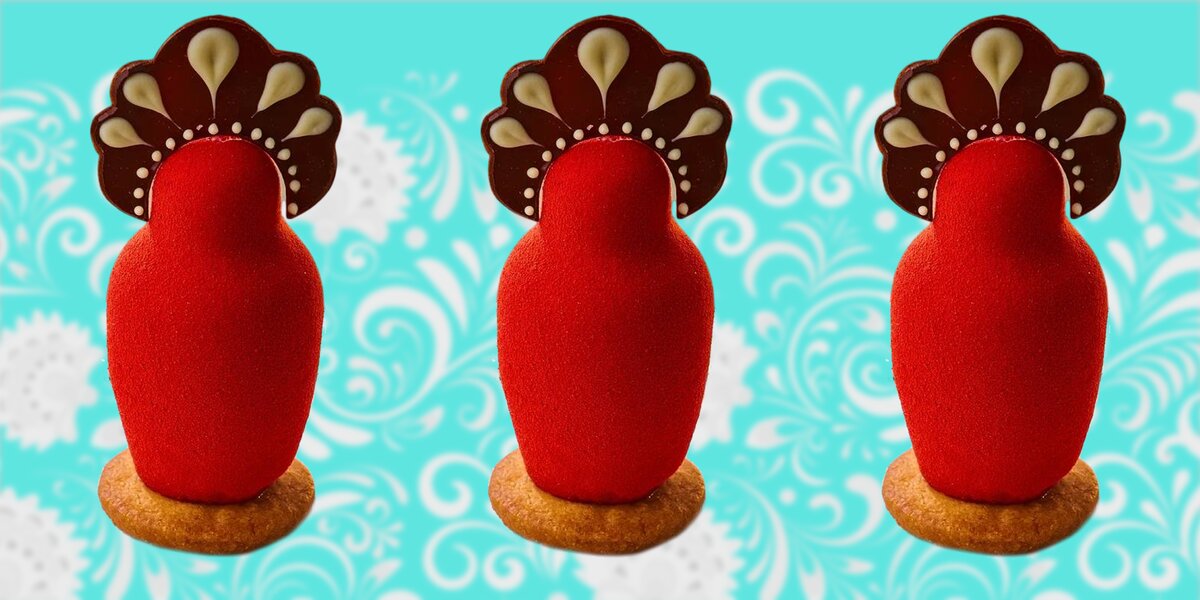 Матрешка на тарелке: топ-5 десертов в виде русской куклы в ресторанах Москвы