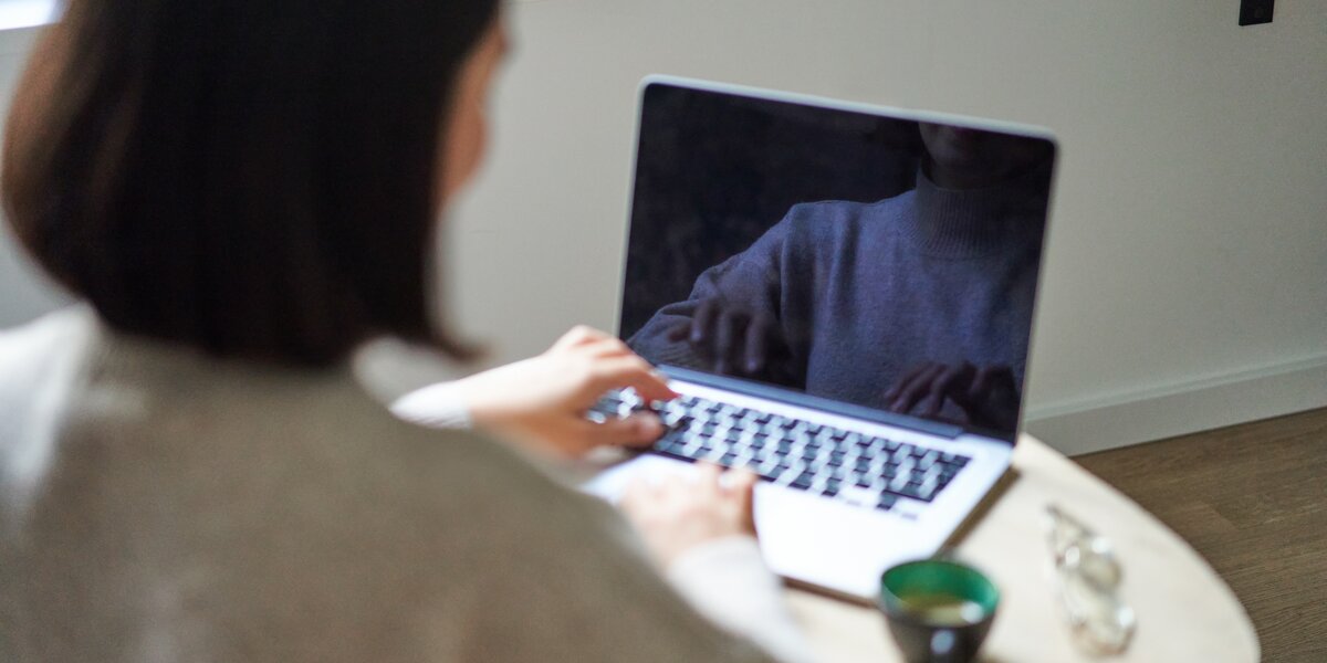 Ко Всемирному дню писателя «VK Культура» запускает литературный проект «Слово имеет силу»