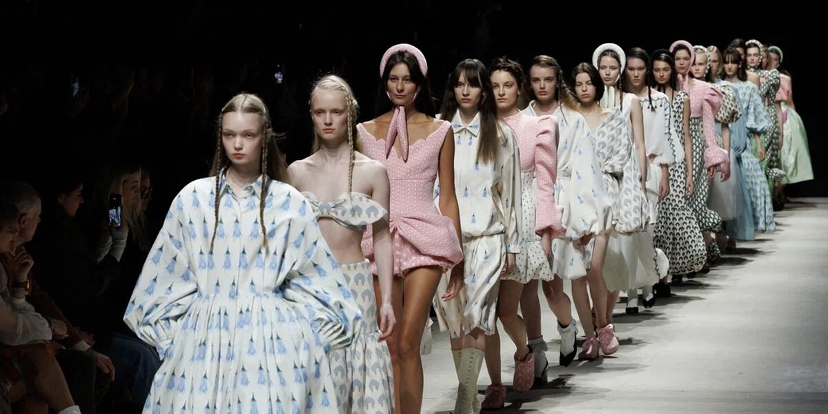 Московская неделя моды: посмотрите, как прошло открытие главного события модной индустрии