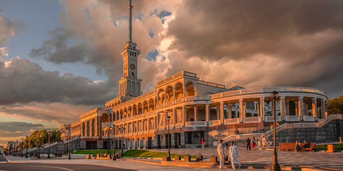 Погода на апрель 2026: прогноз на месяц по дням, когда станет тепло, как одеваться весной