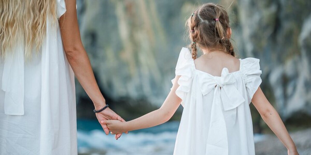 Необычные женские имена: как назвать девочку