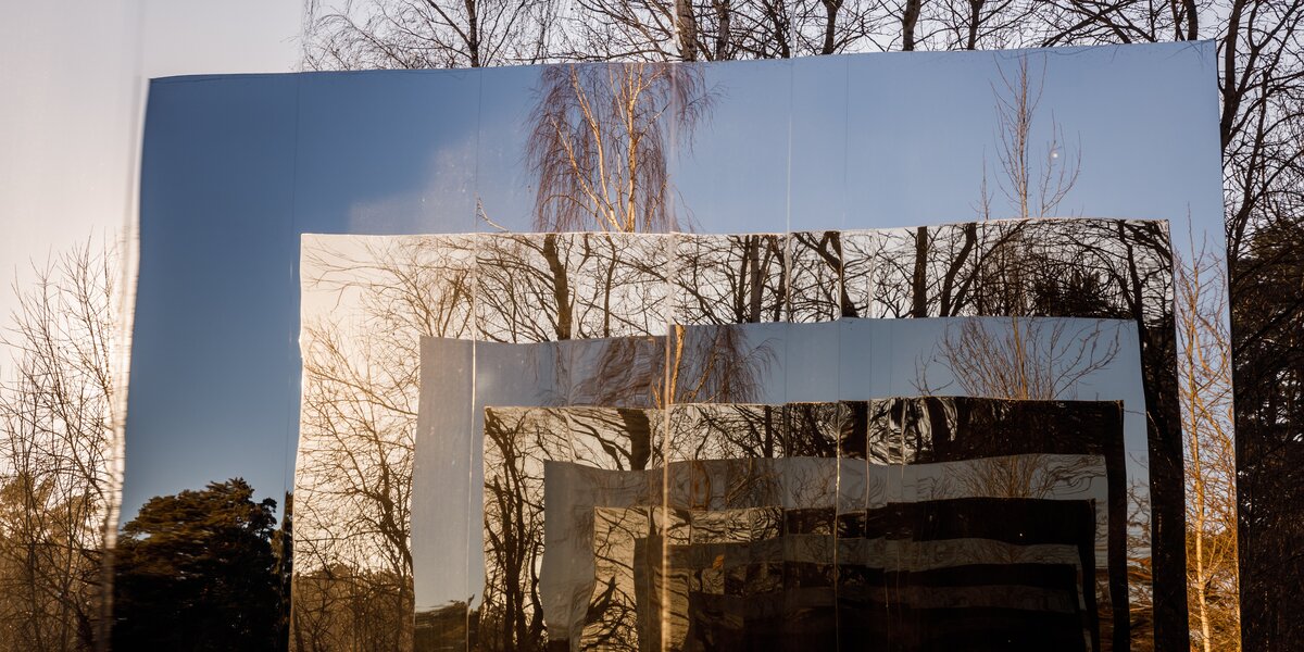 Новая локация: парк Малевича с зеркальными кубами, посвященными «Черному квадрату»
